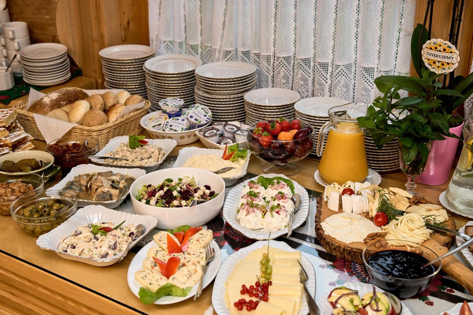 Willa Izydor, Widok Na Tatry, Pyszne Posilki Kościelisko Exteriör bild